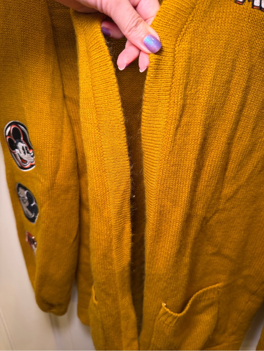 Like New Her Universe Mickey Mouse Embroidered Ladies Cardigan - Picture 5 of 11